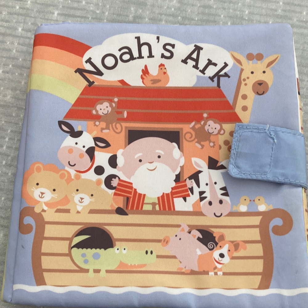 Demdaco Noah’s Ark soft cloth book